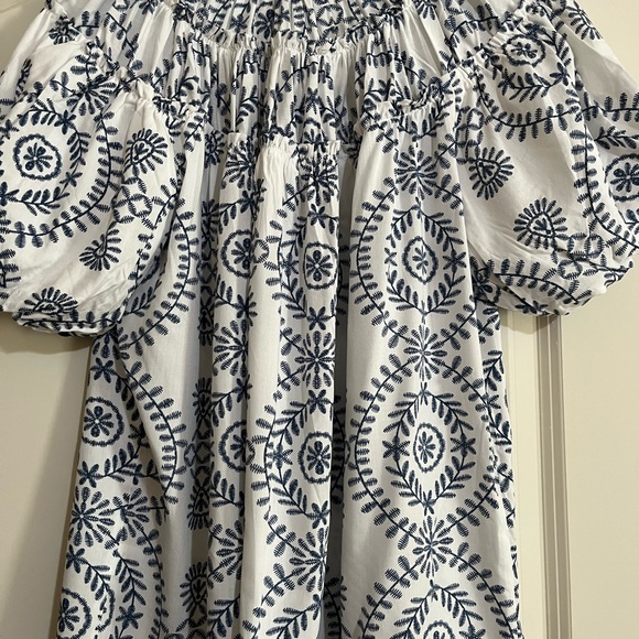 Gigio NWT Small Navy White Print Blouse Balloon short sleeves Navy trim at hem - Picture 10 of 10